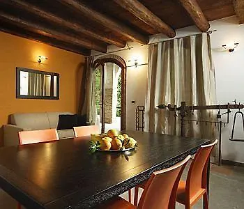 Villa Moro Lin Design Apartments Mestre 3*,  Italia